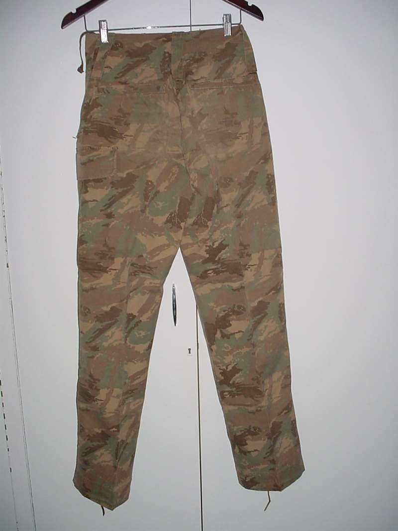 7351 32 Battalion camo trousers (South Africa) - Image 2