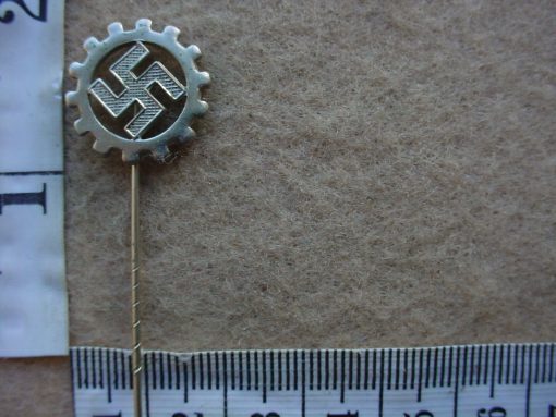 7195 German Labour Front Association stickpin lapel badge (Army Germany)