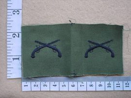 3280 US Army Military Police collar badges (Ref. Army USA)