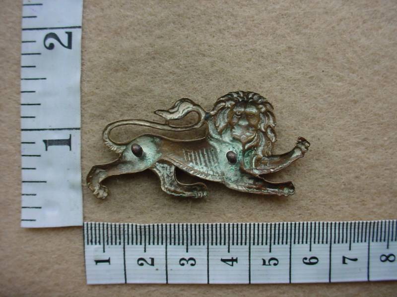 2615 King's Own Royal Regiment (Lancaster) collar badge (Ref. BACB 139) - Image 2