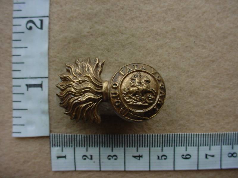 2618 Royal Northumberland Fusiliers collar badge (Ref. BACB 140)