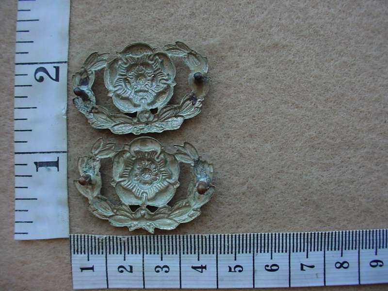 8137 Royal Hampshire Regiment collar badges (Ref. BACB217) - Image 2