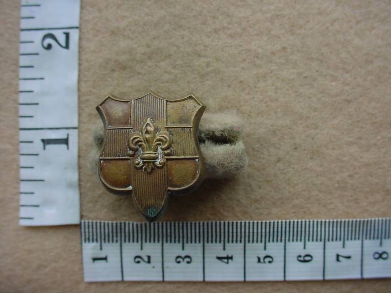 2609 Loyal North Lancashire Regiment collar badge (Ref. BACB 232)