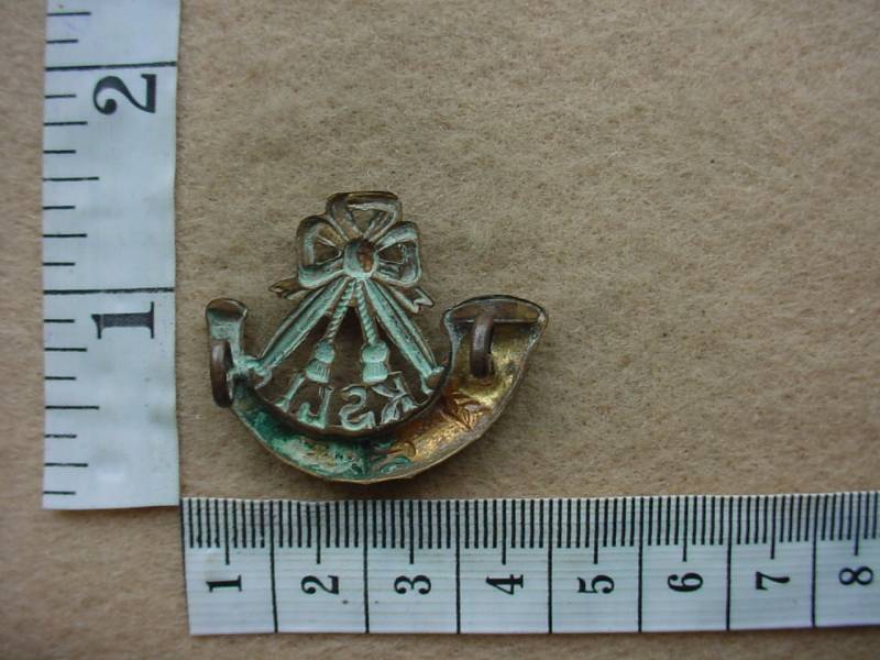 2656 King's Shropshire Light Infantry collar badge (Ref. BACB 243) - Image 2