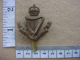 2350 Connaught Rangers cap badge (Ref. BBA 145)