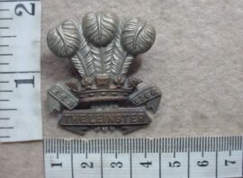 2551 The Leinster Regiment cap badge, Boer War (BBA147)