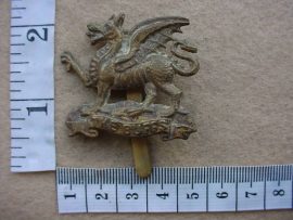2361 Royal East Kent Regt (Buffs) cap badge (Ref. BBA 154)