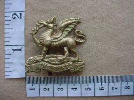 2362 Royal East Kent Regt (Buffs) cap badge (Ref. BBA 154)