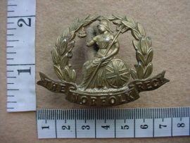 2378 Norfolk Regiment cap badge (Ref. BBA 162)