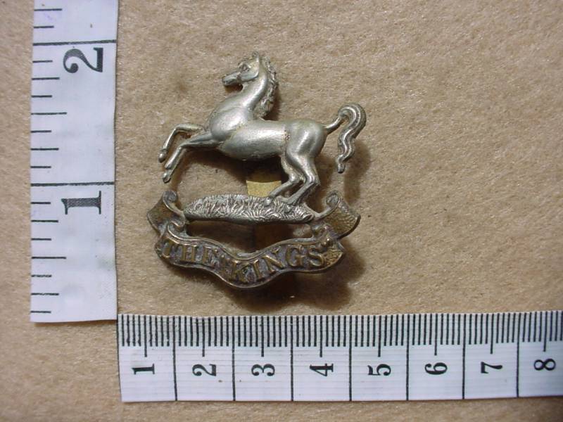 2385 King's Regiment (Liverpool) cap badge (Ref. BBA 166)