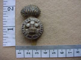 2417 Royal Welch Fusiliers cap badge (Ref. BBA 190)