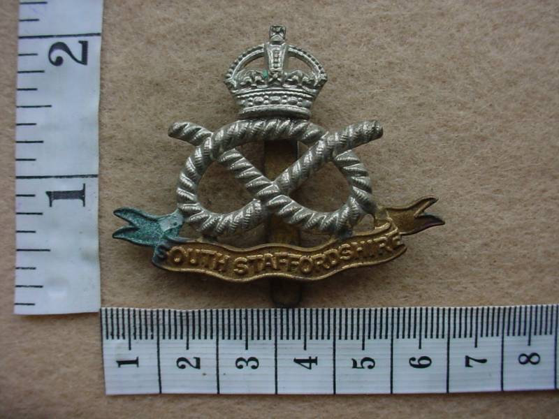 2447 South Staffordshire Regiment cap badge (Ref. BBA 212)