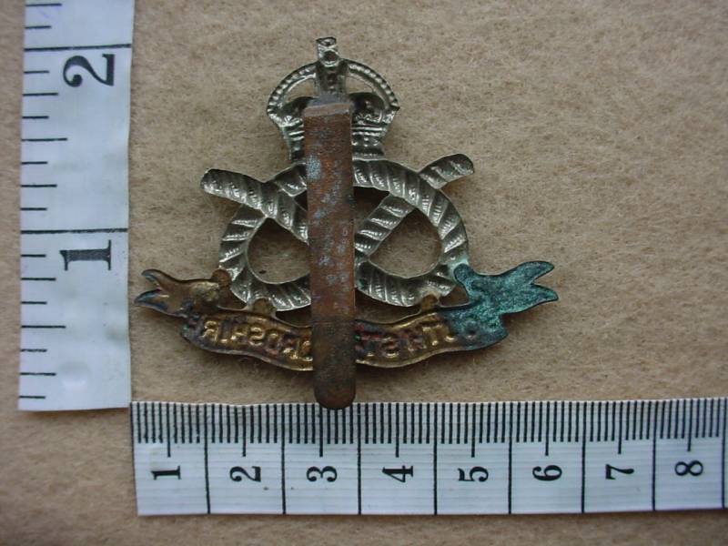 2447 South Staffordshire Regiment cap badge (Ref. BBA 212) - Image 2