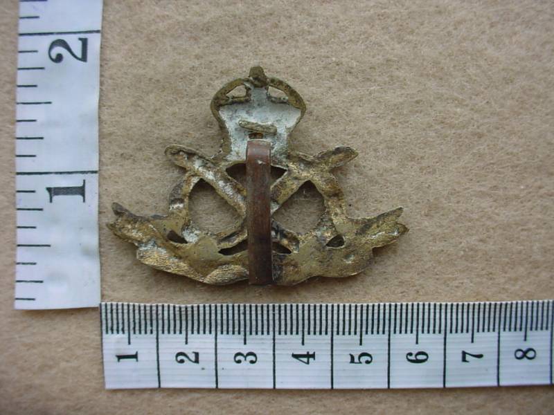 2448 South Staffordshire Regiment cap badge (Ref. BBA 212) - Image 2