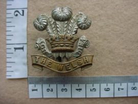 2470 Welsh Regiment cap badge (Ref. BBA 221)