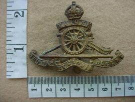 2526 Royal Artillery cap badge (Ref. BBA 257)