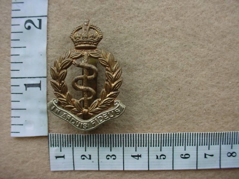 2537 Royal Army Medical Corps Officers cap badge (Ref. BBA 267)
