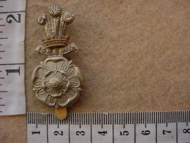 10649 Yorkshire Hussars cap badge (Alexandra, Princess of Wale's Own) (Ref. BBA 353)