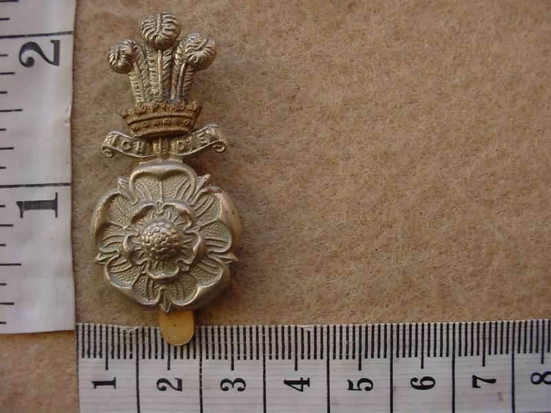 10649 Yorkshire Hussars cap badge (Alexandra, Princess of Wale's Own) (Ref. BBA 353)
