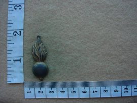 2701 Belgian Grenadiers collar badge (Ref. Army Belgium)