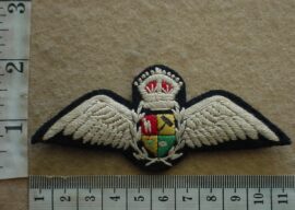 11013 South African Air Force Pilot wings, Cairo made (C104)