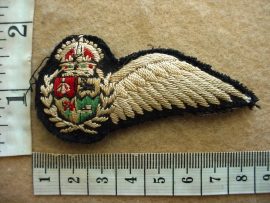 10330 SA Air Force Navigator/Observer wing, WW2 (C132)