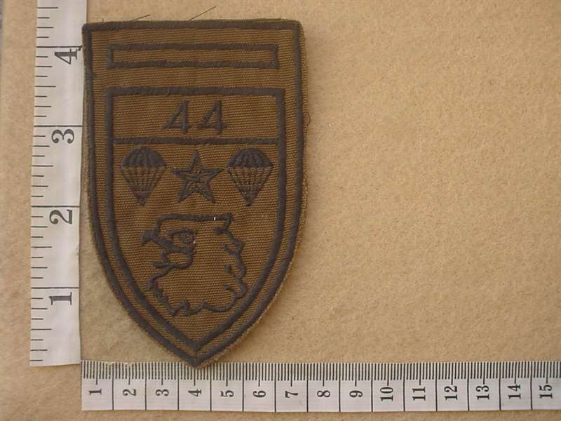 3797 44 Parachute Brigade 4 Parachute Battalion arm flash (C372)