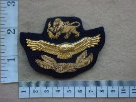 10702 Rhodesian Air Force cap badge, Officers (C417)