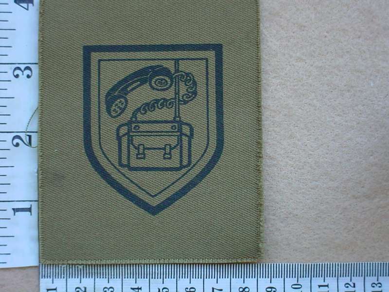 8260 Rhodesian Pfumo re Vanhu Radio Operator qualification badge (C534)