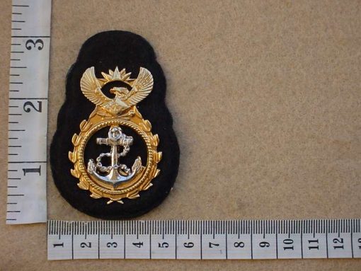 10482 South African Navy Chief Petty Officer cap badge (C61)