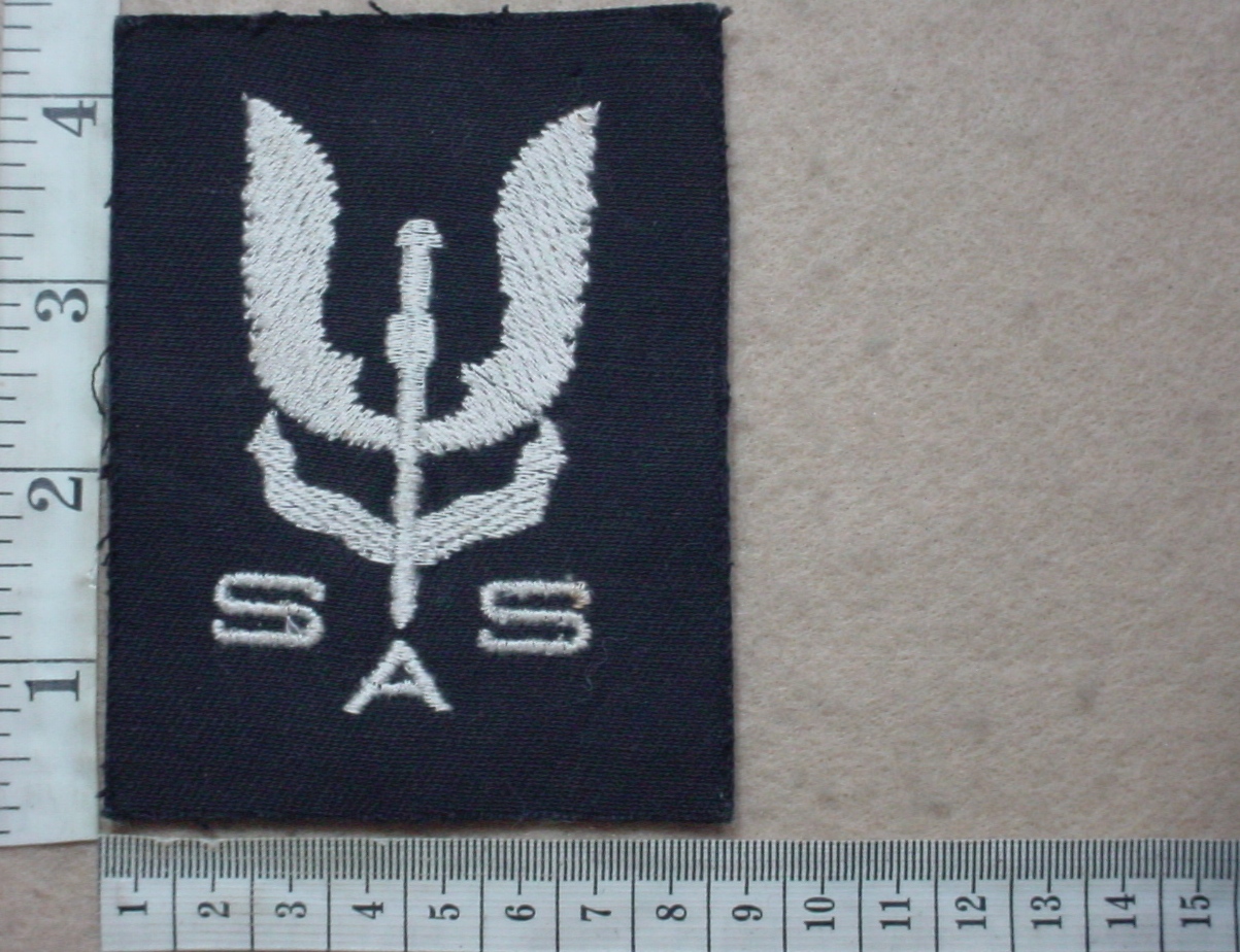 8957 Rhodesian Special Air Service tracksuit badge (C722)