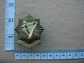 2730 Irish Regiment of Canada cap badge (CA B66)