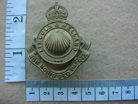 2741 Lincoln and Welland Regiment cap badge (CA B71)