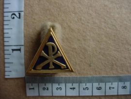 593 SA Corps of Chaplain's (Christian) shoulder badge (CO1116)