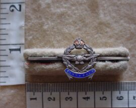 6485 South African Air Force lapel badge (CO1532)
