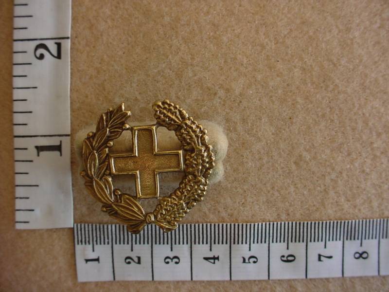 1029 SA Red Cross collar badge (Ref. CO1611)