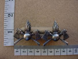 1358 SWA TF Engineers collar badges (Ref. CO2662 & 2663)