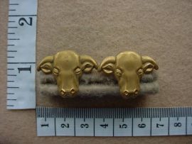 1390 Transkei Defence Force Officers collar badges (CO2794-2795)