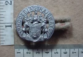 6112 Rhodesia Railways cap badge, voided type (CO3229)