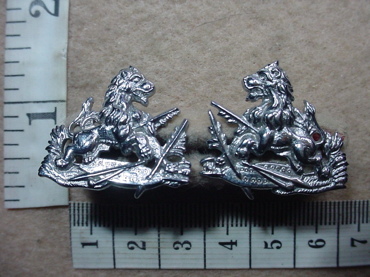 4972 Rhodesian British South Africa Police Cadets and Womens collar badges BSAP (CO3374-CO3375)