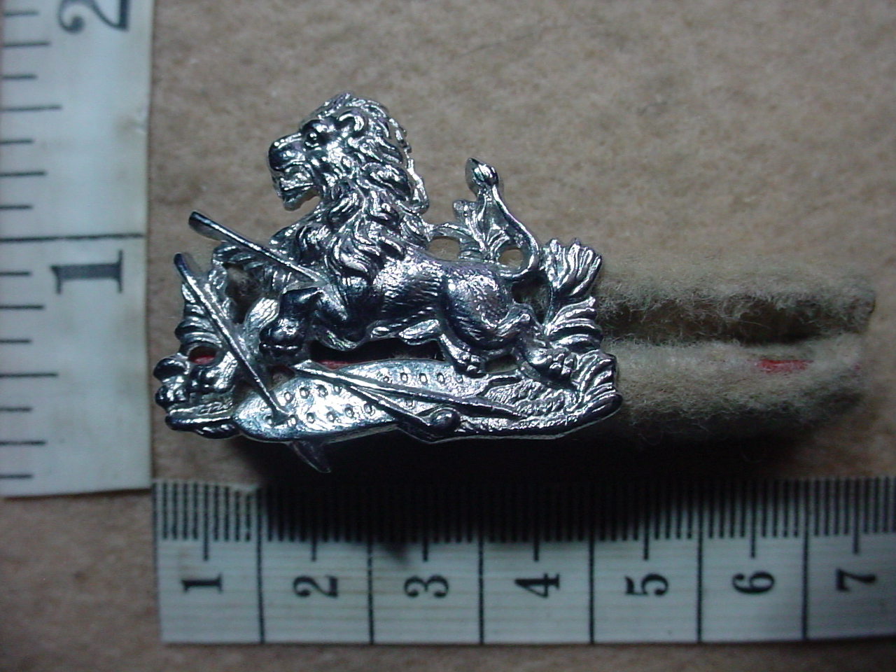 4315 Rhodesian British South Africa Police Cadet and Women collar badge BSAP (CO3375)