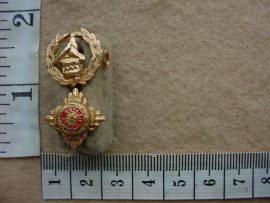 10419 Zimbabwe Police Chief Superintendent rank, mess dress (Ref. CO3507)