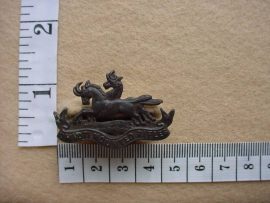 201 Umvoti Mounted Rifles collar badge, WW2 (CO452)