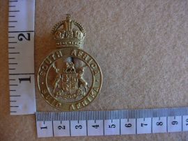 425 South African Instructional Corps cap badge (CO883)