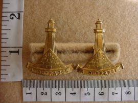 450 Regiment Algoa Bay collar badges (CO923)