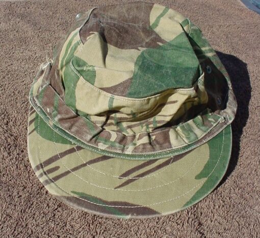 6564 Rhodesian Army camo cap with neck flap, 60cm - Image 2