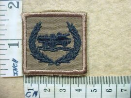 1775 South African Army Mechanised Infantry badge (DW1 9 21)