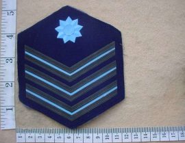 10829 South African Air Force Flight Sergeant rank badge (DW1 77 11)