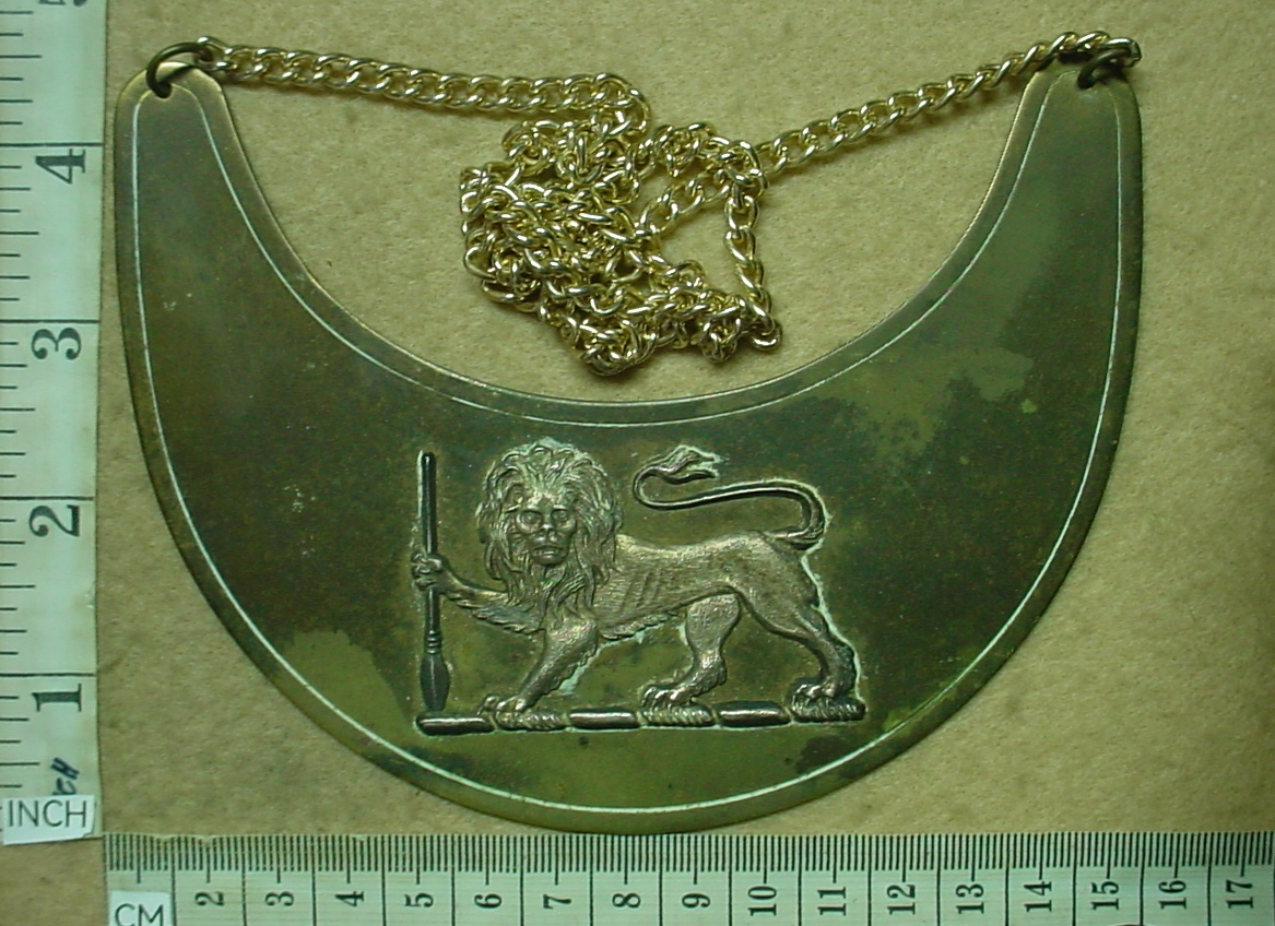 3719 Rhodesian Chief's gorget badge of office (DW2 262)