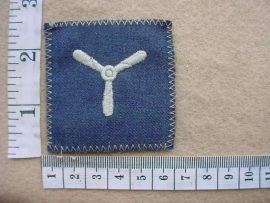 1986 Rhodesian Air Force Leading Aircraftsman rank badge (DW2 317)